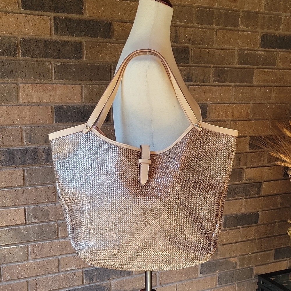 Stella & Dot, Riviera  pink rose gold, metallic tote bag